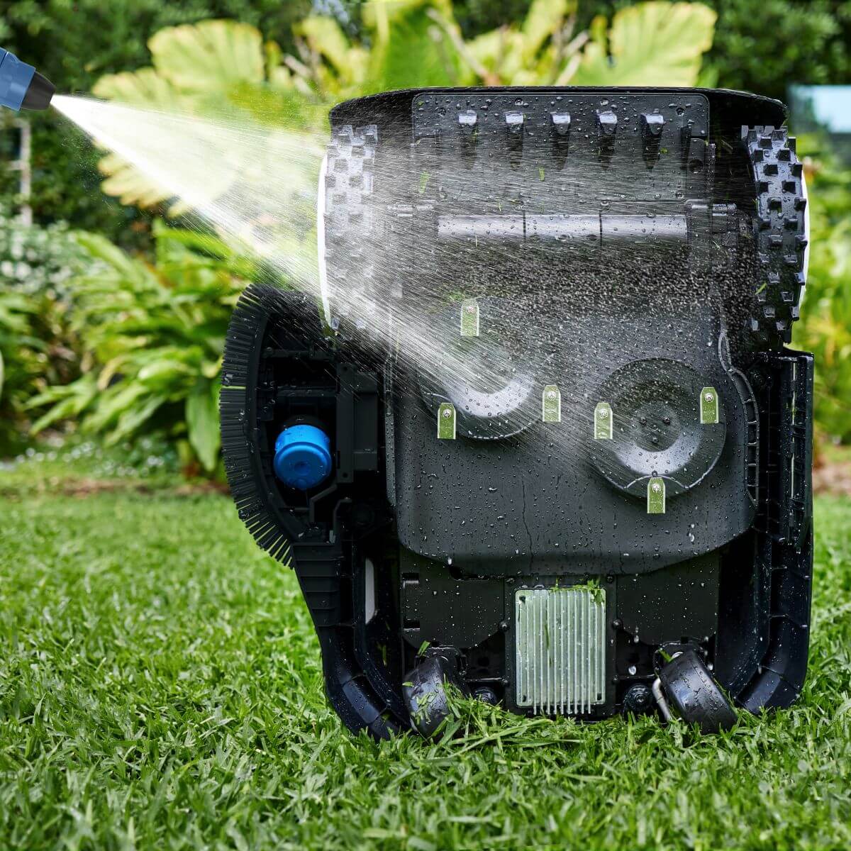 24 Odolná voči vplyvom počasia